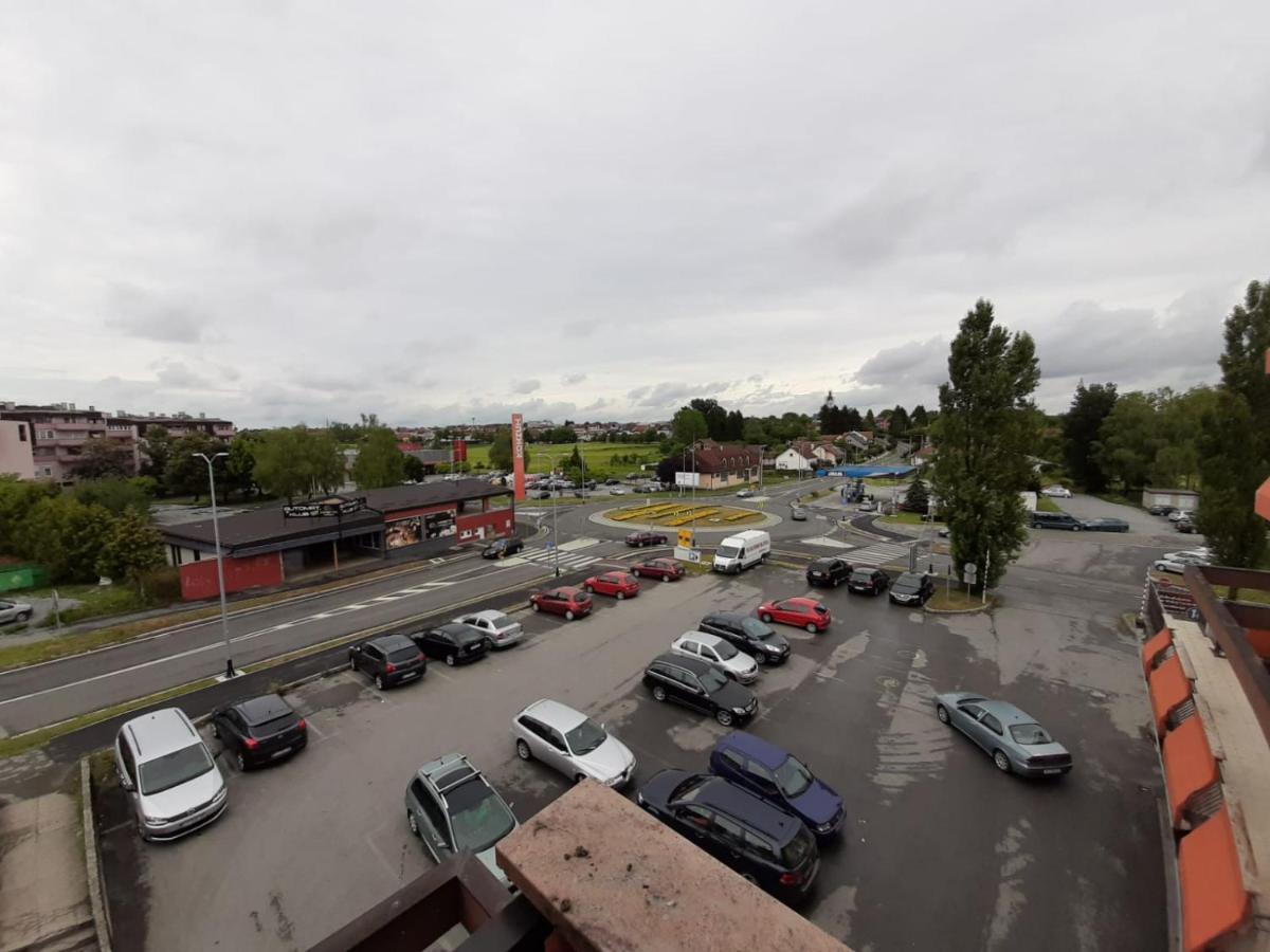 Hotel Garic Garesnica Exteriör bild