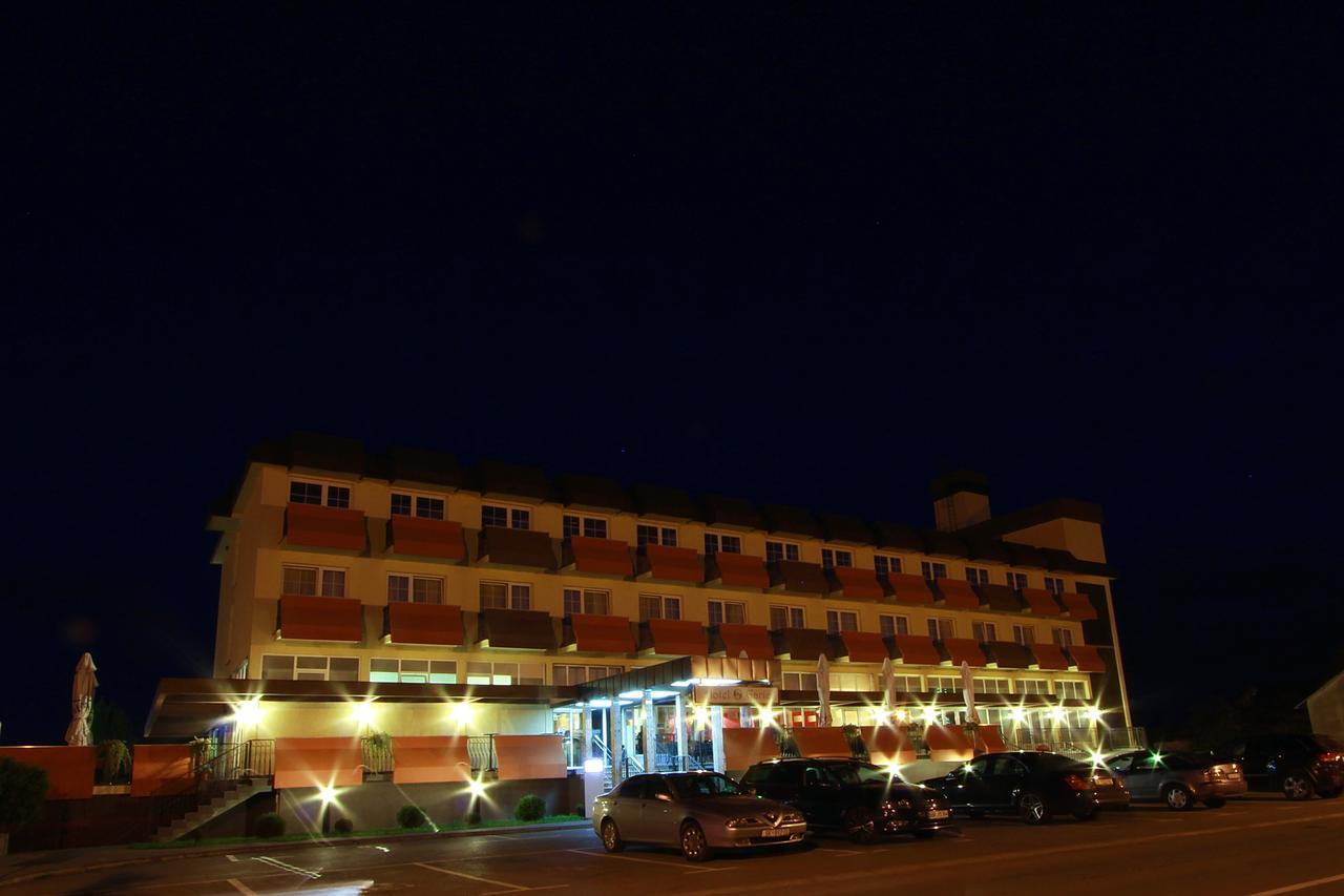 Hotel Garic Garesnica Exteriör bild